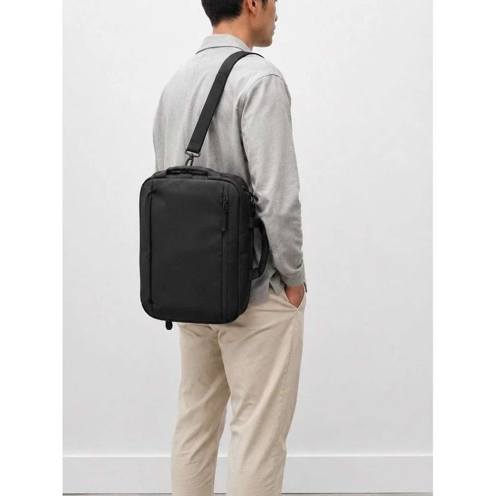 ALPAKA Elements Tech Brief Pro Black Laptop Briefcase Messenger Bag NWOT